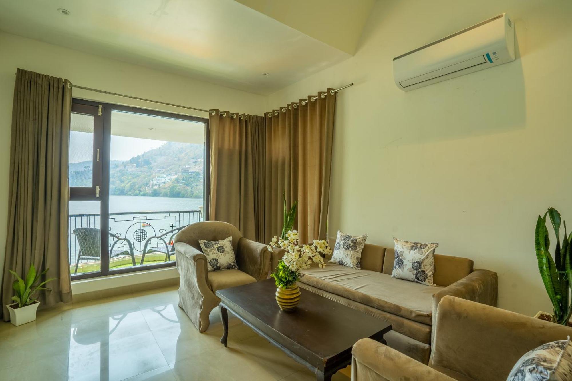 The Lake Hill Nainital Buitenkant foto